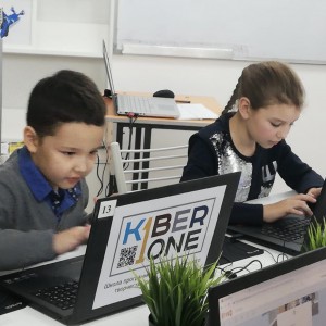 KiberOne объявляет набор юных программистов в Усть-Каменогорске - КИБЕРшкола программирования для детей, компьютерные курсы для школьников, начинающих и подростков - KIBERone г. Белебей